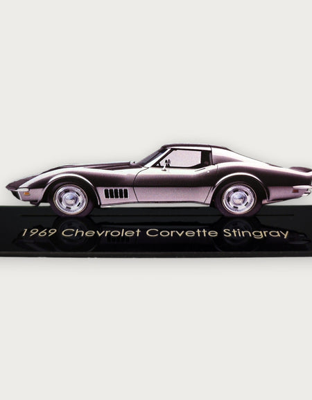 1969 Chevrolet Corvette Stingray (1) Metal Araba Duvar Sanatı, Renkli 2D Pres Döküm Araba Dekoru, Siluet Metal Duvar Sanatı, Araba Severler İçin Hediye, Ayrıntılı Renkli Metal Araba