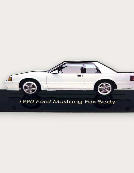 1990 Ford Mustang Fox Gövde (2) Metal Araba Duvar Sanatı, Renkli 2D Pres Döküm Araba Dekoru, Siluet Metal Duvar Sanatı, Araba Severler İçin Hediye, Ayrıntılı Renkli Metal Araba