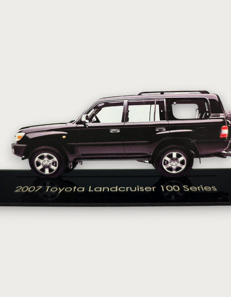 2007 Toyota Landcruiser 100 Serisi (1) Metal Araba Duvar Sanatı, Renkli 2D Pres Döküm Araba Dekoru, Siluet Metal Duvar Sanatı, Araba Severler İçin Hediye, Ayrıntılı Renkli Metal Araba