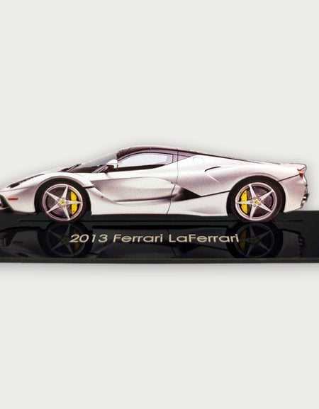 2013 Ferrari LaFerrari (2) Metal Araba Duvar Sanatı, Renkli 2D Pres Döküm Araba Dekoru, Siluet Metal Duvar Sanatı, Araba Severler İçin Hediye, Ayrıntılı Renkli Metal Araba