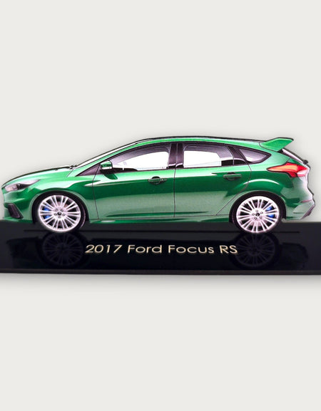 2017 Ford Focus RS (2) Metal Araba Duvar Sanatı, Renkli 2D Pres Döküm Araba Dekoru, Siluet Metal Duvar Sanatı, Araba Severler İçin Hediye, Ayrıntılı Renkli Metal Araba
