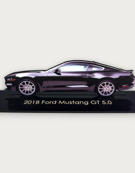 2018 Ford Mustang GT 5.0 (1) Metal Araba Duvar Sanatı, Renkli 2D Pres Döküm Araba Dekoru, Siluet Metal Duvar Sanatı, Araba Severler İçin Hediye, Ayrıntılı Renkli Metal Araba