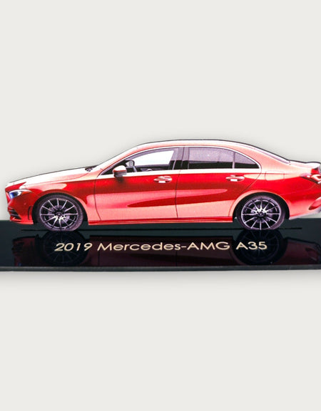 2019 Mercedes-AMG A35 (1) Metal Araba Duvar Sanatı, Renkli 2D Pres Döküm Araba Dekoru, Siluet Metal Duvar Sanatı, Araba Severler İçin Hediye, Ayrıntılı Renkli Metal Araba