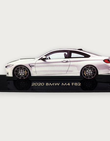 2020 BMW M4 F82 (2) Metal Araba Duvar Sanatı, Renkli 2D Pres Döküm Araba Dekoru, Siluet Metal Duvar Sanatı, Araba Severler İçin Hediye, Ayrıntılı Renkli Metal Araba