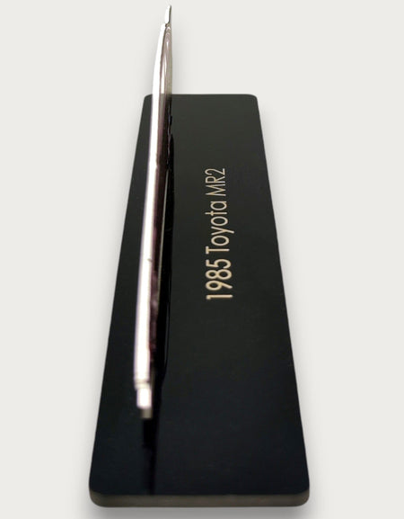 1985 Toyota MR2 (1) Metal Araba Duvar Sanatı, Renkli 2D Pres Döküm Araba Dekoru, Siluet Metal Duvar Sanatı, Araba Severler İçin Hediye, Ayrıntılı Renkli Metal Araba