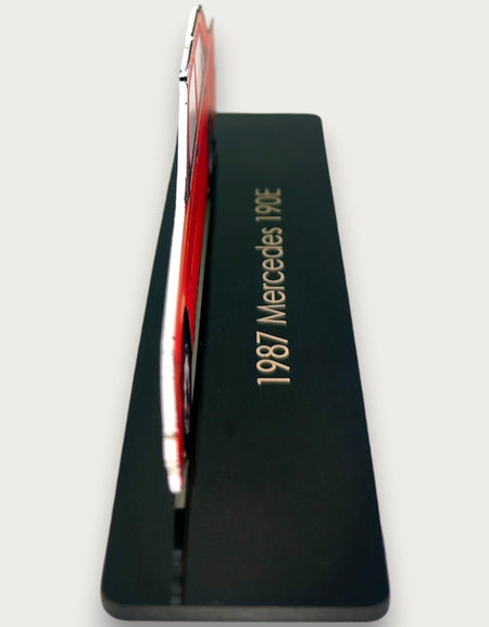 1987 Mercedes 190E (2) Metal Araba Duvar Sanatı, Renkli 2D Pres Döküm Araba Dekoru, Siluet Metal Duvar Sanatı, Araba Severler İçin Hediye, Ayrıntılı Renkli Metal Araba