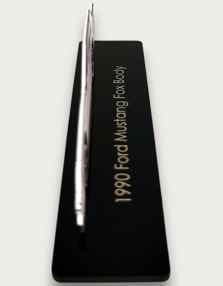 1990 Ford Mustang Fox Gövde (2) Metal Araba Duvar Sanatı, Renkli 2D Pres Döküm Araba Dekoru, Siluet Metal Duvar Sanatı, Araba Severler İçin Hediye, Ayrıntılı Renkli Metal Araba