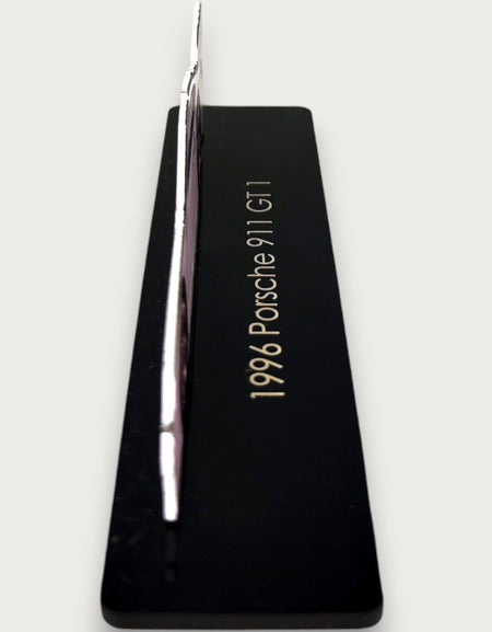 1996 Porsche 911 GT1 (2) Metal Araba Duvar Sanatı, Renkli 2D Pres Döküm Araba Dekoru, Siluet Metal Duvar Sanatı, Araba Severler İçin Hediye, Ayrıntılı Renkli Metal Araba