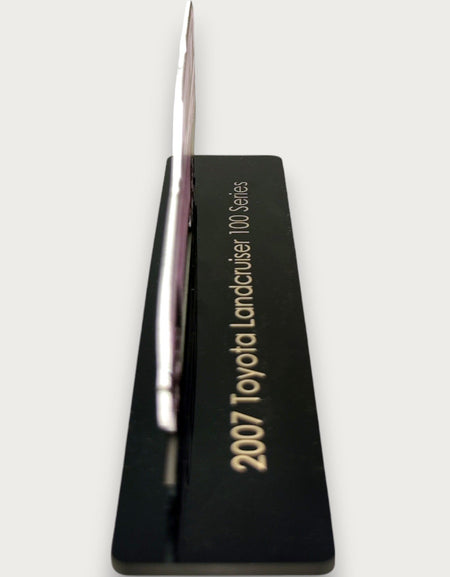 2007 Toyota Landcruiser 100 Serisi (2) Metal Araba Duvar Sanatı, Renkli 2D Pres Döküm Araba Dekoru, Siluet Metal Duvar Sanatı, Araba Severler İçin Hediye, Ayrıntılı Renkli Metal Araba