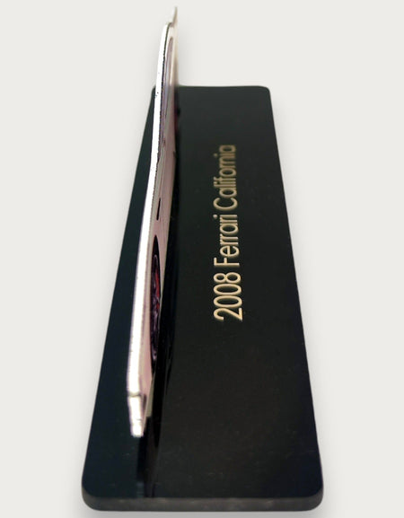 2008 Ferrari California (2) Metal Araba Duvar Sanatı, Renkli 2D Pres Döküm Araba Dekoru, Siluet Metal Duvar Sanatı, Araba Severler İçin Hediye, Ayrıntılı Renkli Metal Araba