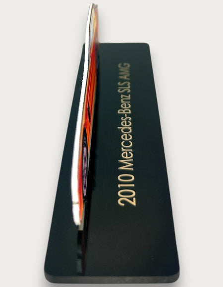 2010 Mercedes-Benz SLS AMG (1) Metal Araba Duvar Sanatı, Renkli 2D Pres Döküm Araba Dekoru, Siluet Metal Duvar Sanatı, Araba Severler İçin Hediye, Ayrıntılı Renkli Metal Araba