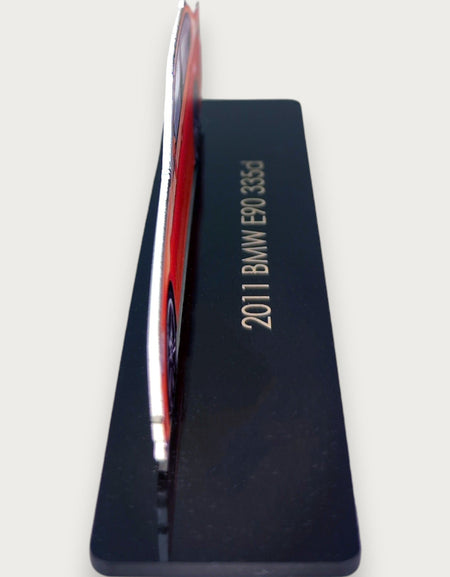 2011 BMW E90 335d (1) Metal Araba Duvar Sanatı, Renkli 2D Pres Döküm Araba Dekoru, Siluet Metal Duvar Sanatı, Araba Severler İçin Hediye, Ayrıntılı Renkli Metal Araba