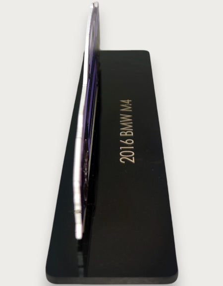 2016 BMW M4 (1) Metal Araba Duvar Sanatı, Renkli 2D Pres Döküm Araba Dekoru, Siluet Metal Duvar Sanatı, Araba Severler İçin Hediye, Ayrıntılı Renkli Metal Araba