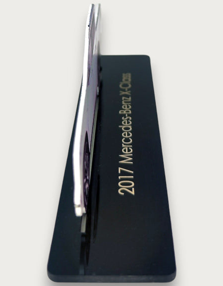 2017 Mercedes-Benz X-Class (1) Metal Araba Duvar Sanatı, Renkli 2D Pres Döküm Araba Dekoru, Siluet Metal Duvar Sanatı, Araba Severler İçin Hediye, Ayrıntılı Renkli Metal Araba