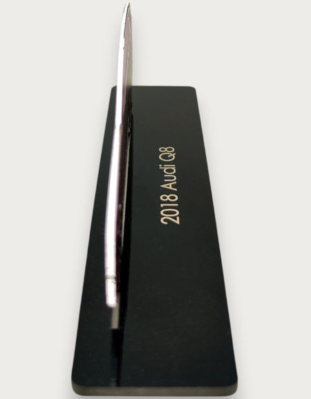 2018 Audi Q8 (1) Metal Araba Duvar Sanatı, Renkli 2D Pres Döküm Araba Dekoru, Siluet Metal Duvar Sanatı, Araba Severler İçin Hediye, Ayrıntılı Renkli Metal Araba