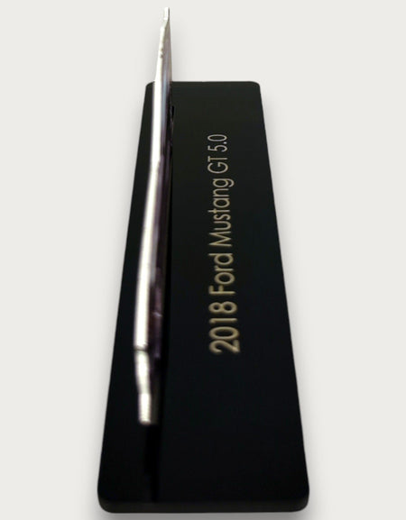 2018 Ford Mustang GT 5.0 (1) Metal Araba Duvar Sanatı, Renkli 2D Pres Döküm Araba Dekoru, Siluet Metal Duvar Sanatı, Araba Severler İçin Hediye, Ayrıntılı Renkli Metal Araba