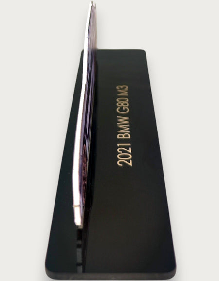 2021 BMW G80 M3 (1) Metal Araba Duvar Sanatı, Renkli 2D Pres Döküm Araba Dekoru, Siluet Metal Duvar Sanatı, Araba Severler İçin Hediye, Ayrıntılı Renkli Metal Araba