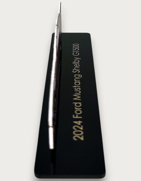 2024 Ford Mustang Shelby GT500 (1) Metal Araba Duvar Sanatı, Renkli 2D Pres Döküm Araba Dekoru, Siluet Metal Duvar Sanatı, Araba Severler İçin Hediye, Ayrıntılı Renkli Metal Araba