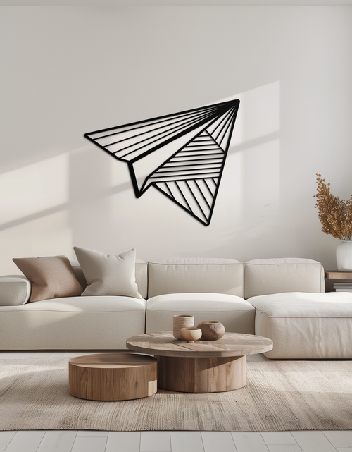 Resmi Galeri görüntüleyicisine yükleyin, Kağıt Uçak Metal Duvar Sanatı – Modern ve Şahane Mekanlar İçin Minimalist Uçuş Silüeti Çelik Dekoru- KAF340
