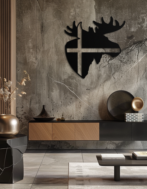 Resmi Galeri görüntüleyicisine yükleyin, Nordic Moose Silhouette Metal Duvar Sanatı – Modern Rustik İç Mekanlar İçin Haç Dekorlu İskandinav Geyik Kafası - KAF415
