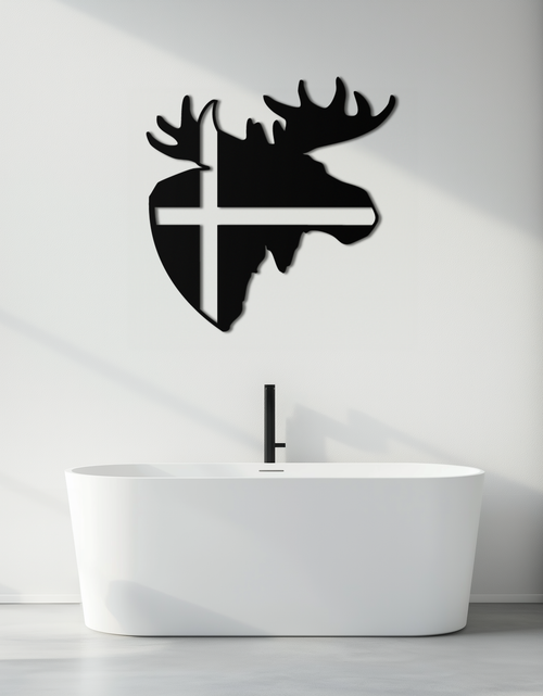 Resmi Galeri görüntüleyicisine yükleyin, Nordic Moose Silhouette Metal Duvar Sanatı – Modern Rustik İç Mekanlar İçin Haç Dekorlu İskandinav Geyik Kafası - KAF415
