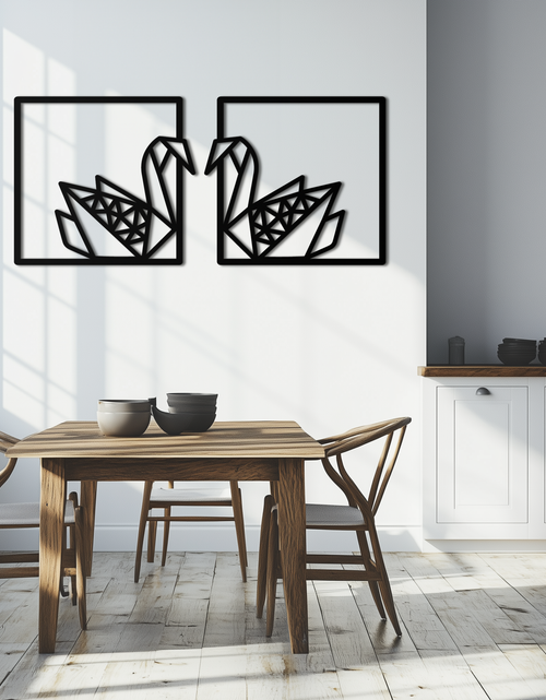 Resmi Galeri görüntüleyicisine yükleyin, Origami Kuğu Çift Metal Duvar Sanatı – Modern İç Mekanlar İçin Geometrik Aynalı Kuğu Tasarımı- KAF581
