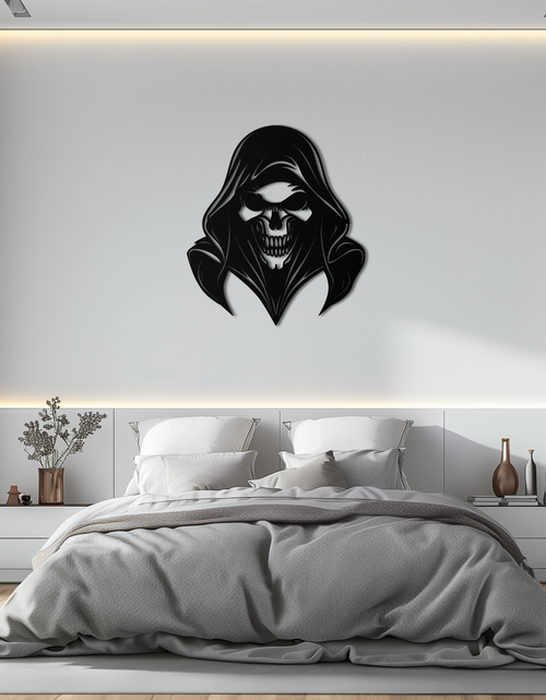Resmi Galeri görüntüleyicisine yükleyin, Grim Reaper Kapşonlu Kafatası Metal Duvar Sanatı – Karanlık Gotik Korku Siluet Tasarımı- KAF637
