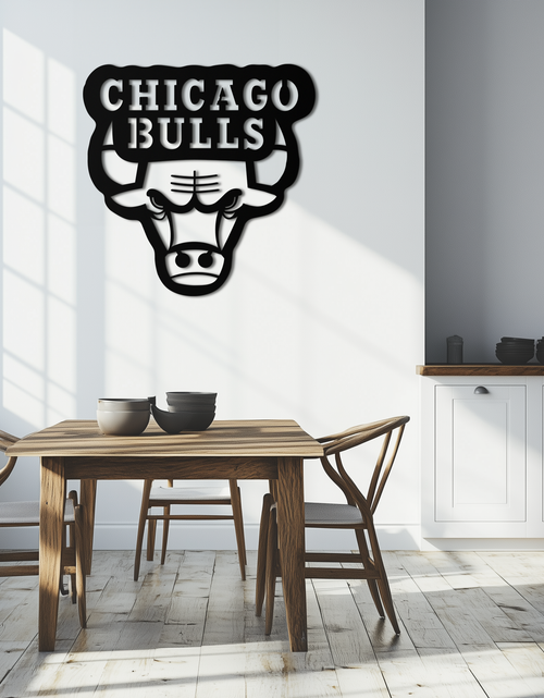 Resmi Galeri görüntüleyicisine yükleyin, Chicago Bulls Logo Metal Duvar Sanatı – Spor Hayranları için Simgesel NBA Takım Amblemi- KAF672
