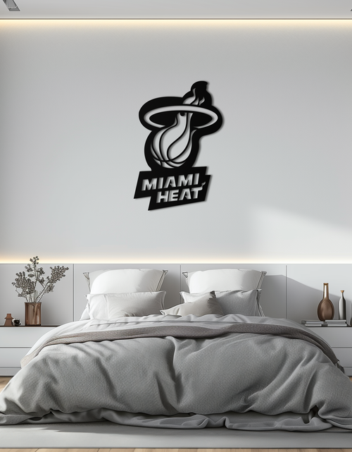 Resmi Galeri görüntüleyicisine yükleyin, Miami Heat Basketbol Logosu Metal Duvar Sanatı – Spor Esintili Modern Ev Dekoru- KAF675

