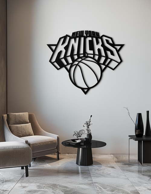 Resmi Galeri görüntüleyicisine yükleyin, New York Knicks Basketbol Logosu Metal Duvar Sanatı – Cesur Spor Esintili Ev Dekoru- KAF677
