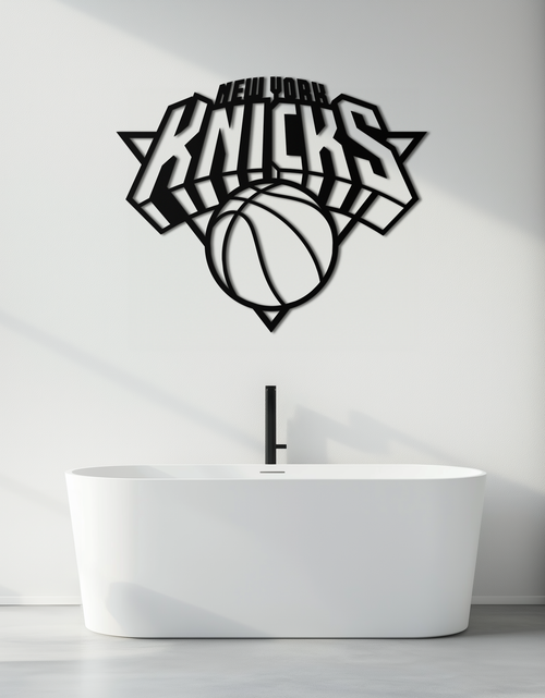 Resmi Galeri görüntüleyicisine yükleyin, New York Knicks Basketbol Logosu Metal Duvar Sanatı – Cesur Spor Esintili Ev Dekoru- KAF677
