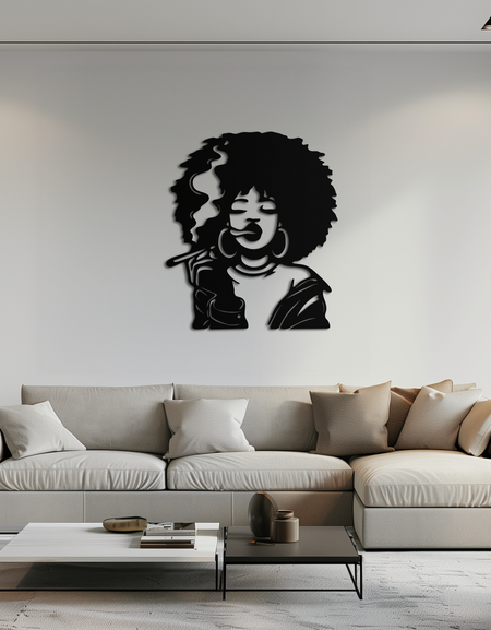 Afro Kadın Sigara İçen Silüet Metal Duvar Sanatı – Cesur Açıklama Dekoru- KAF701
