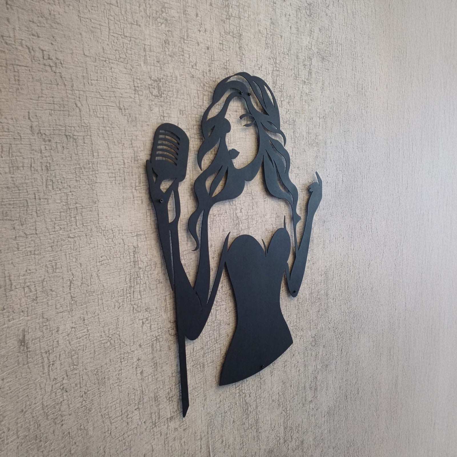 Jazz Singer Silhouette Metal Wall Art - Elegant Female Vocalist Decor - KAF355